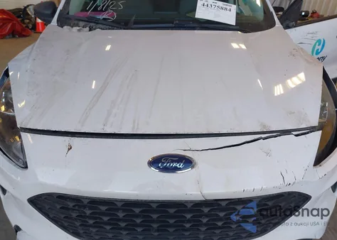 2022 Ford Escape S z USA, uszkodzony, nr VIN 1FMCU0F65NUB58018